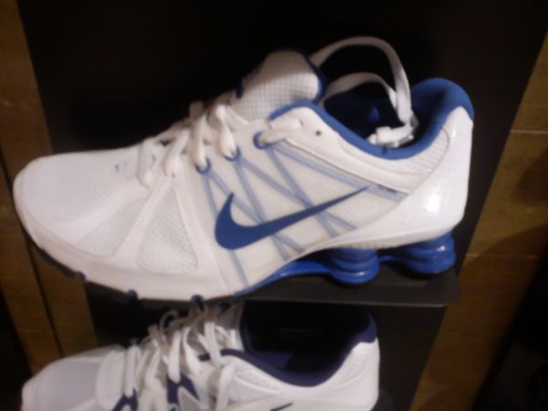 Tênis Nike Shox