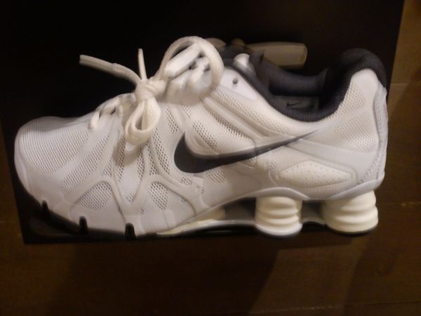 Tênis Nike Shox